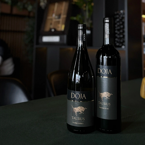 Taurus: professional photo of restaurant wine