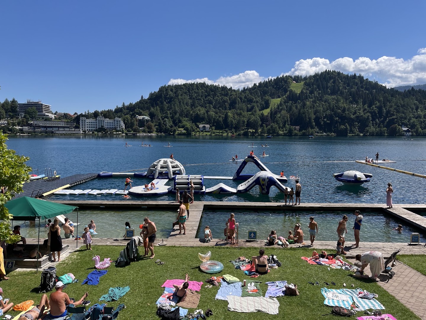 Grajska Plaža: venue atmosphere and setting