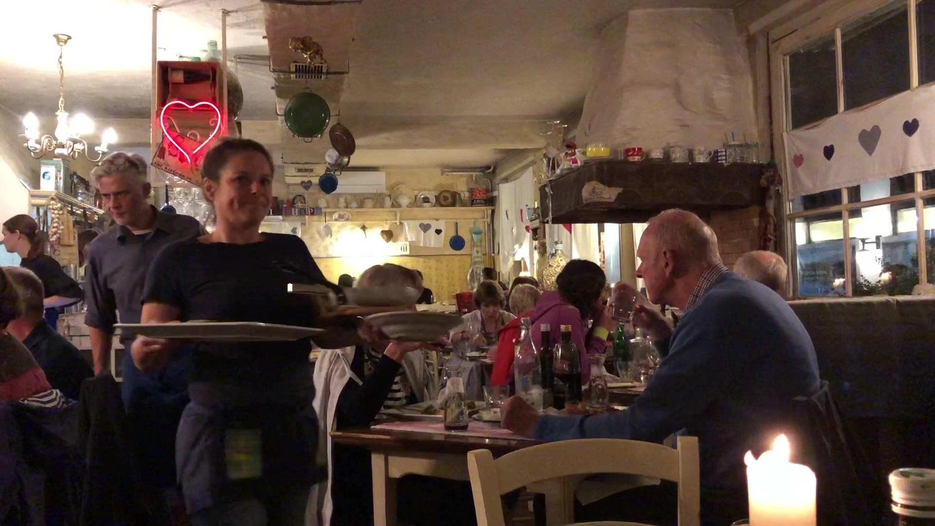 Oštarija Peglez'n: authentic restaurant atmosphere