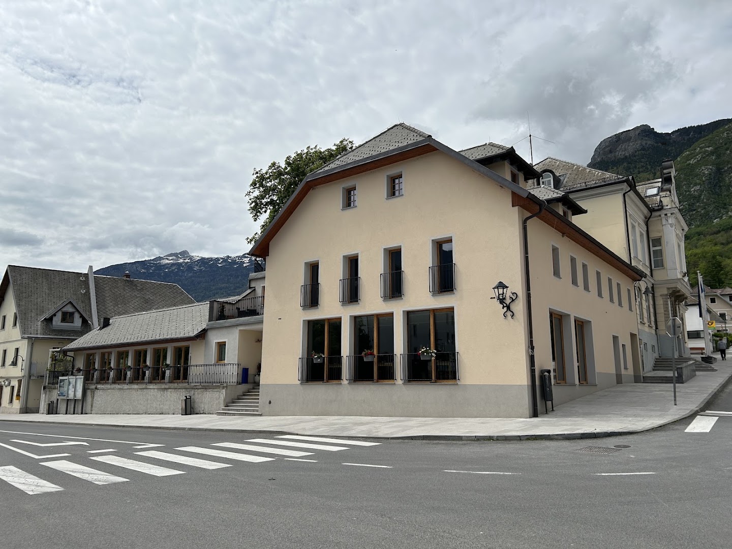 Letni Vrt: clear exterior view of venue