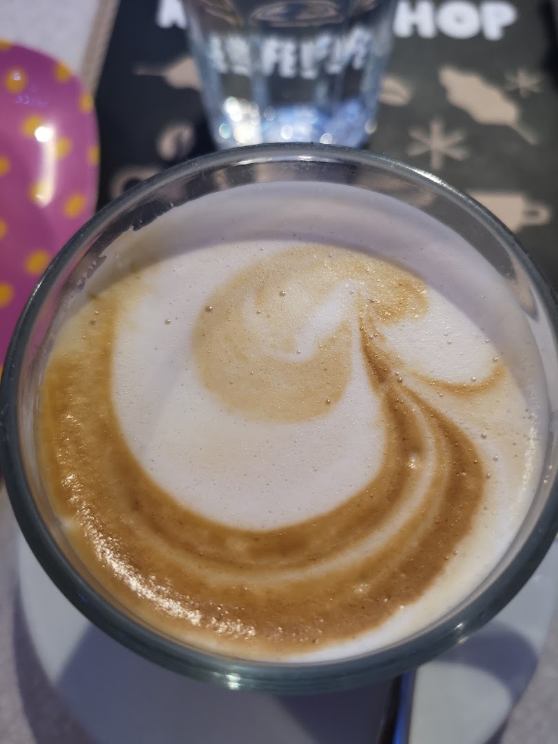 Kofe-in: appetizing close-up of coffee drink