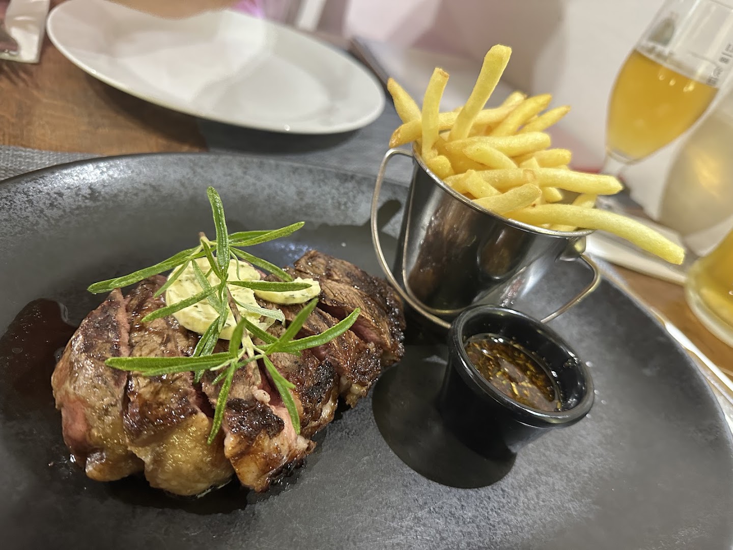 Stari pisker: appetizing, high-quality food photography