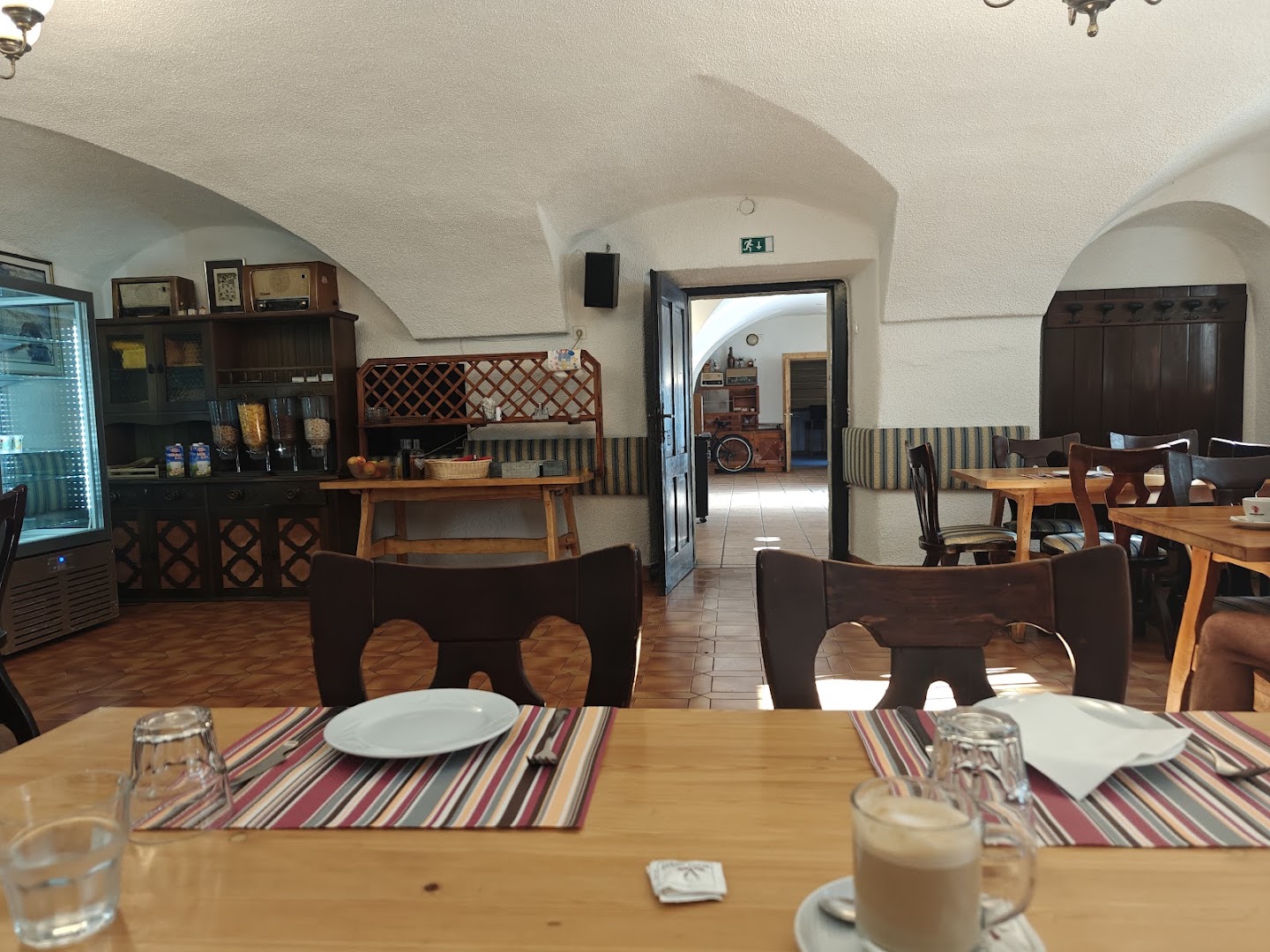 Gostilna Stari Mayr: clear interior shot of restaurant