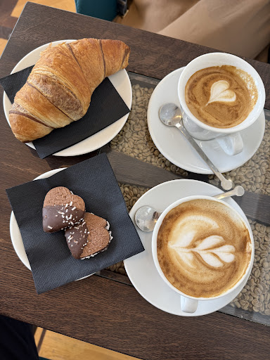Caffé Trieste: appetizing, high-quality food and drink