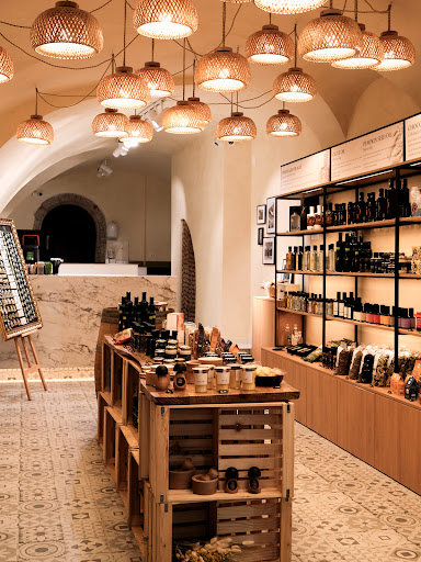 Domačija 1850: inviting shop interior and atmosphere