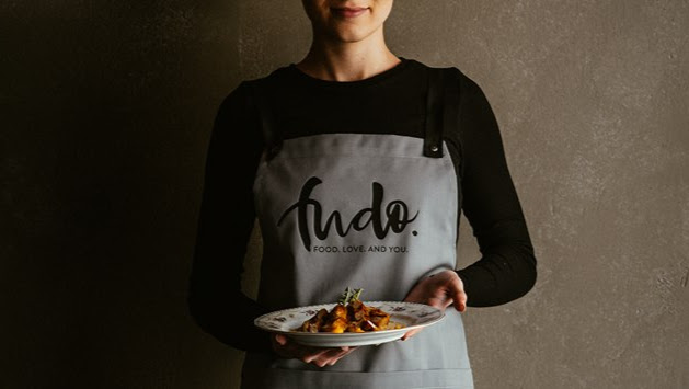 Fudo: professional staff and food presentation