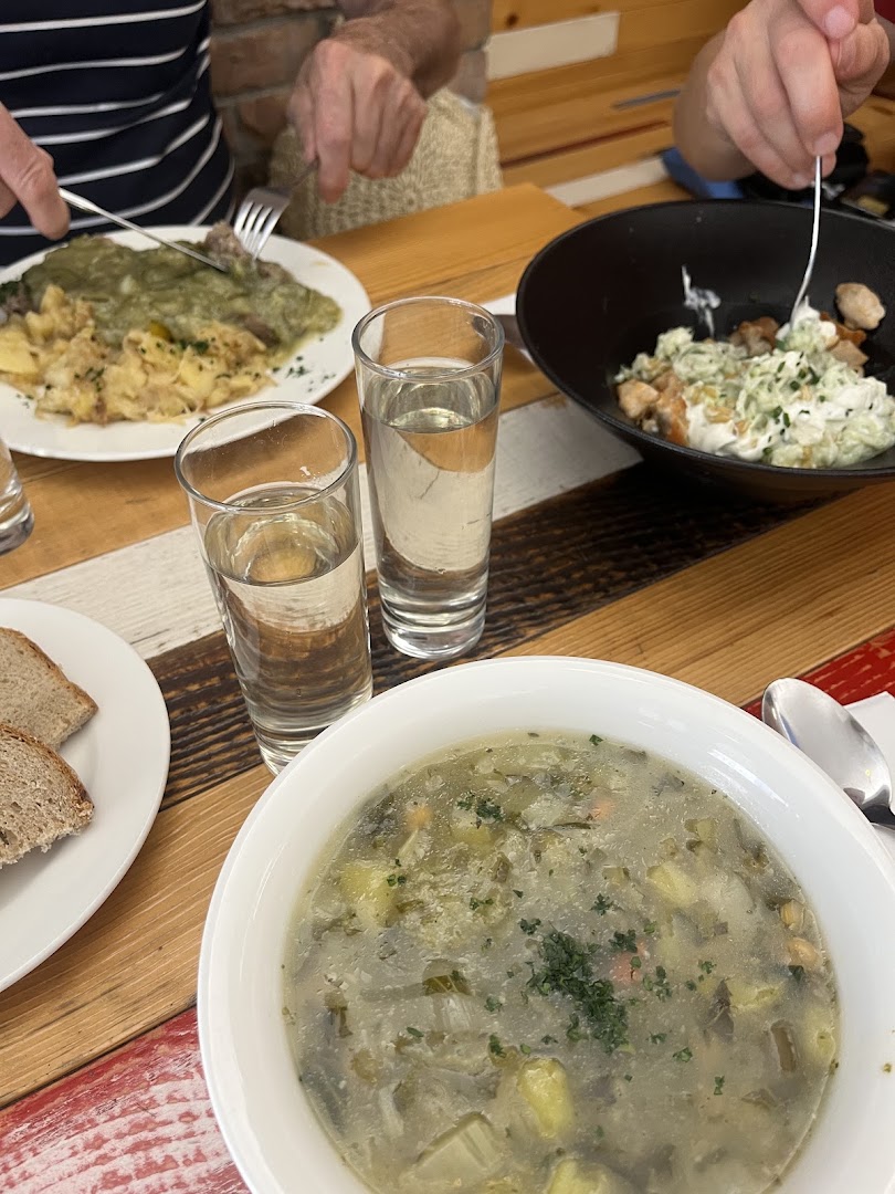 Malca Mimogrede: clear photo of restaurant food