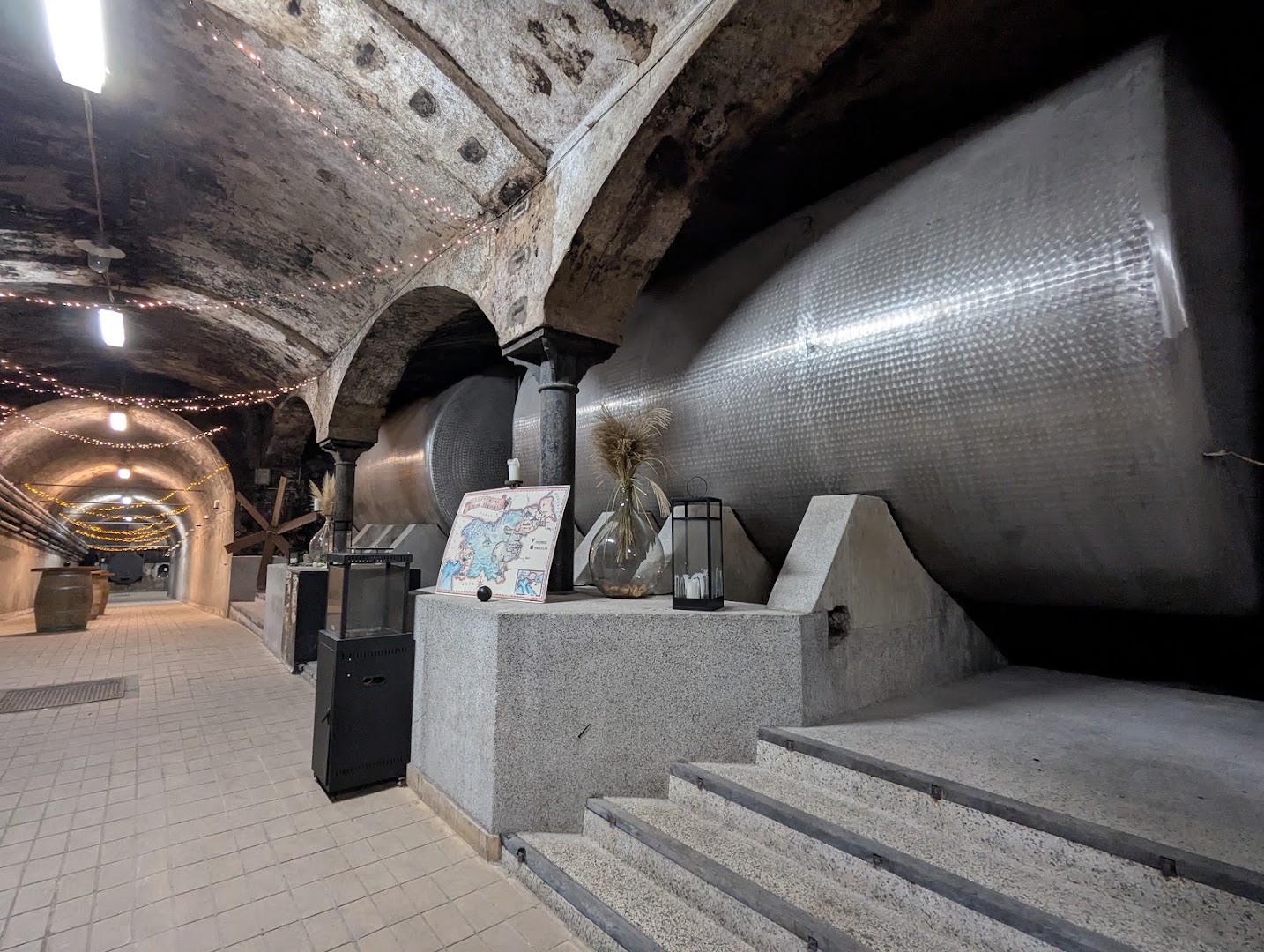Vinag 1847: unique wine cellar atmosphere