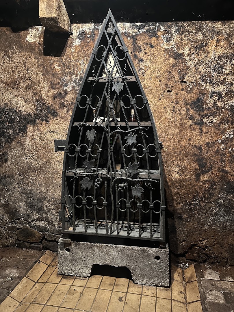 Vinag 1847: unique and atmospheric venue detail