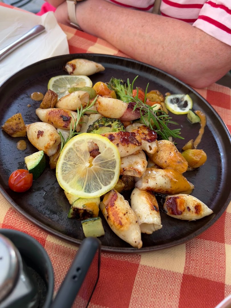 Gostilna Amadeus: appetizing, high-quality food photography