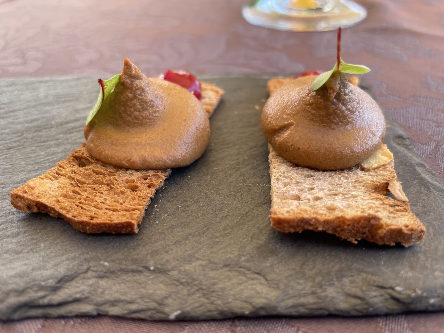 Gostilna Ribič: appetizing, high-quality food presentation