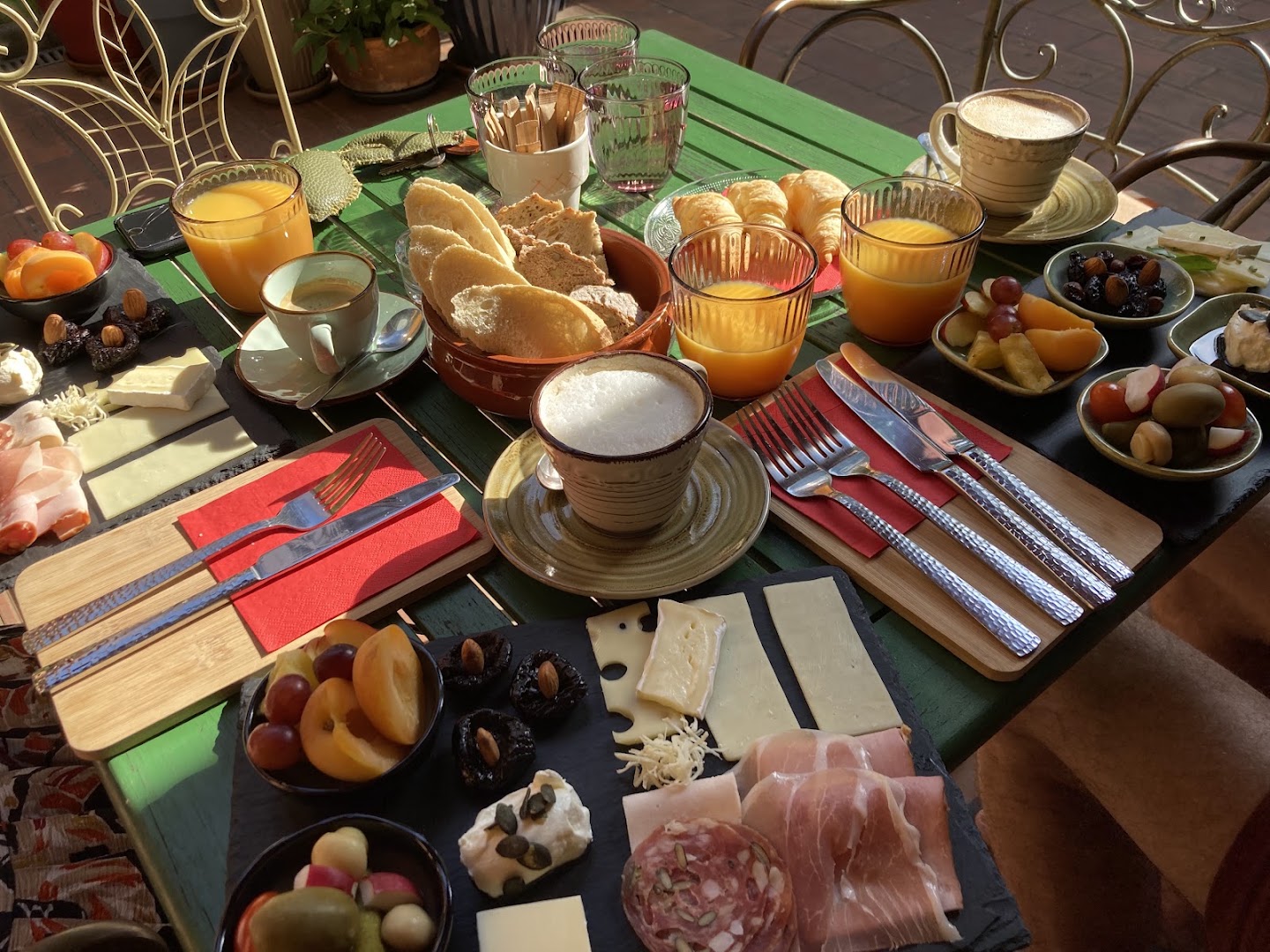 MuziKafe: appetizing and high quality breakfast