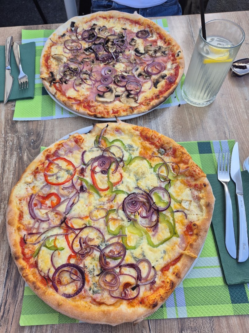 Jesharna: appetizing, clear photo of food