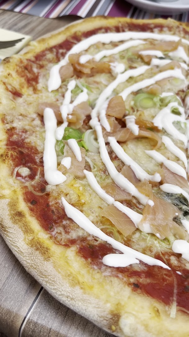 Jesharna: appetizing photo of restaurant food