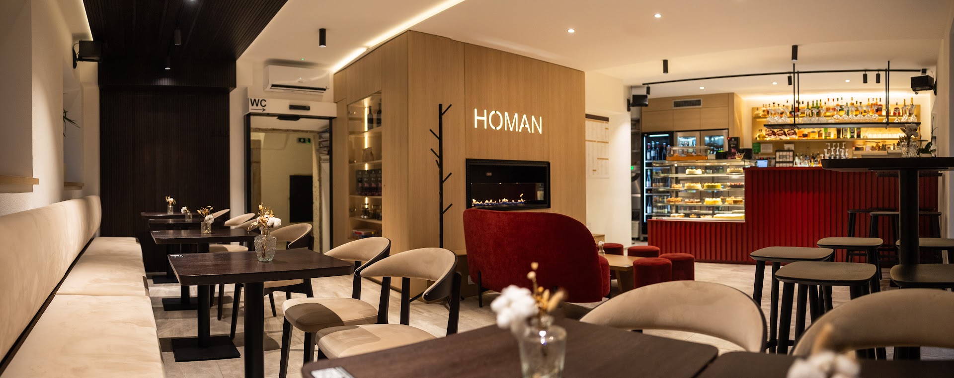 Kavarna Homan: high quality interior atmosphere shot