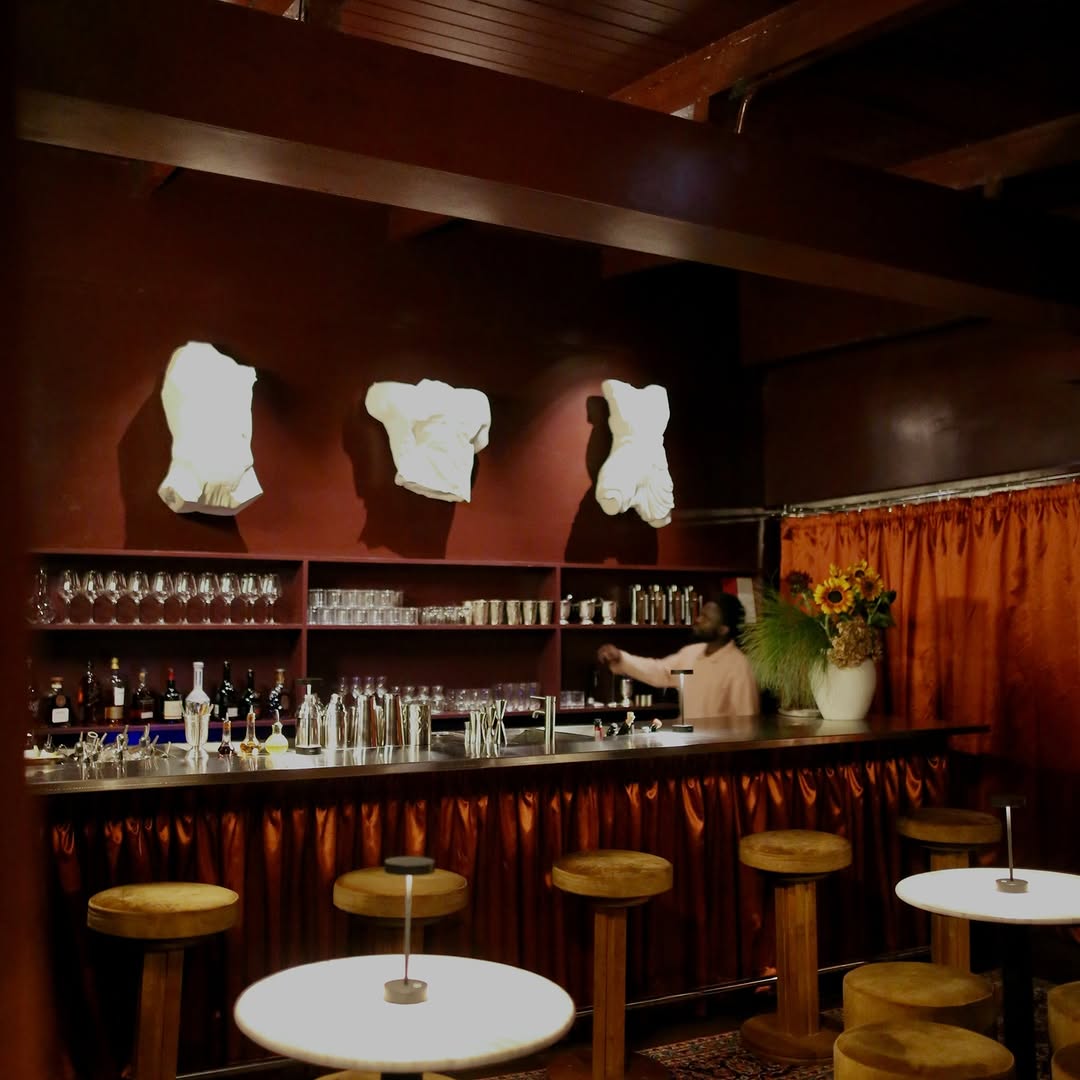 Akra Bar: atmospheric and professional interior shot