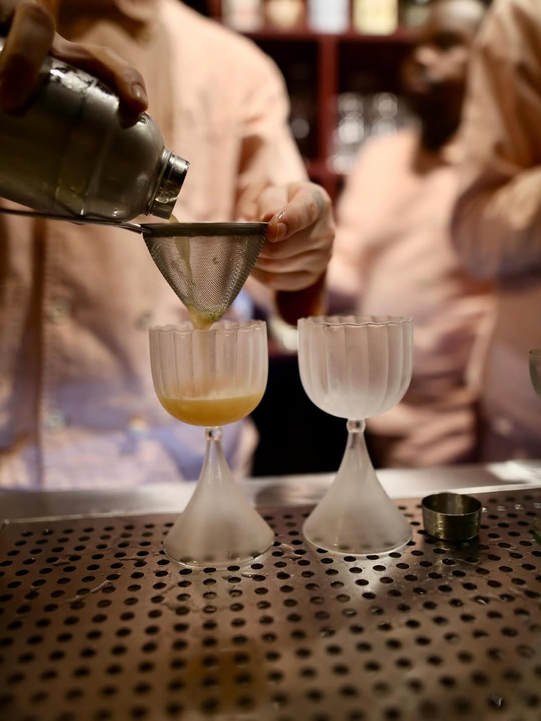 Akra Bar: high quality professional cocktail preparation