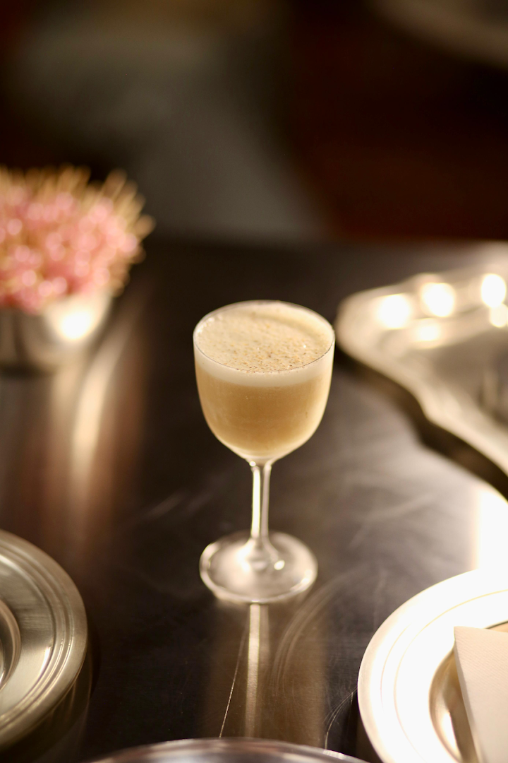 Akra Bar: high quality, professional cocktail photo
