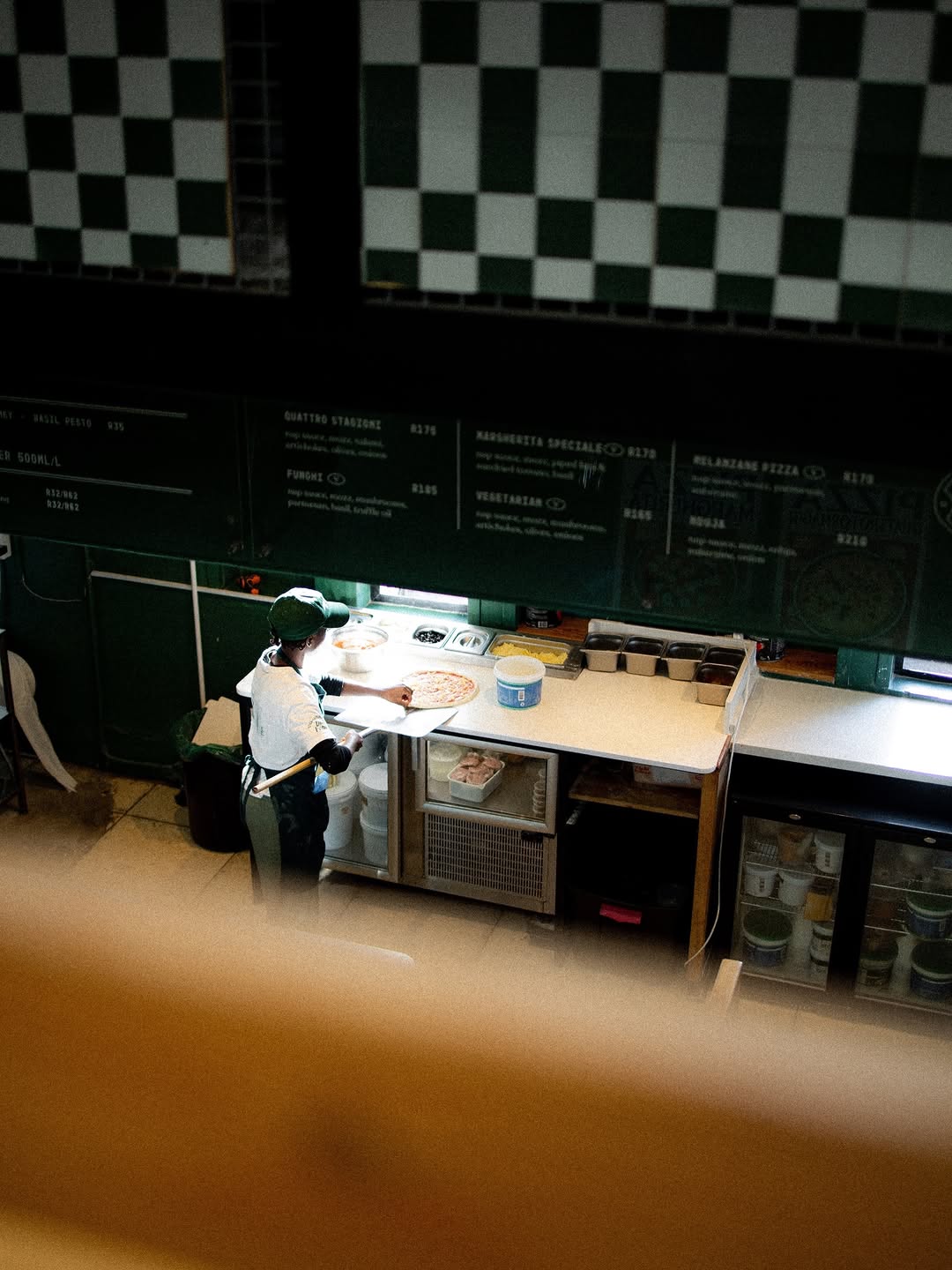 Alfi Pizza: authentic pizza preparation process