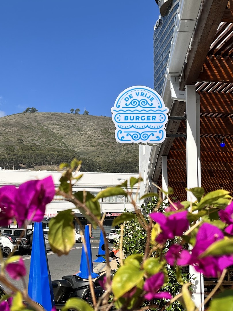 De Vrije Burger: attractive exterior shot with signage