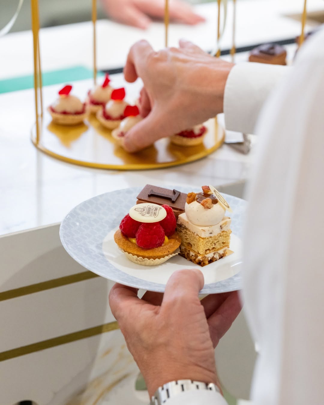 Ladurée: high quality appetizing food photo