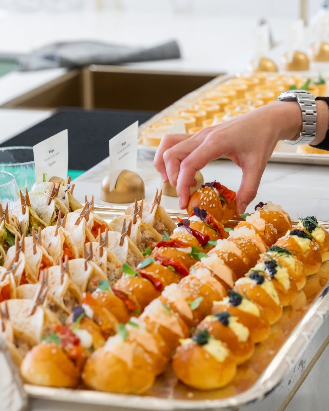 Ladurée: appetizing food display and presentation