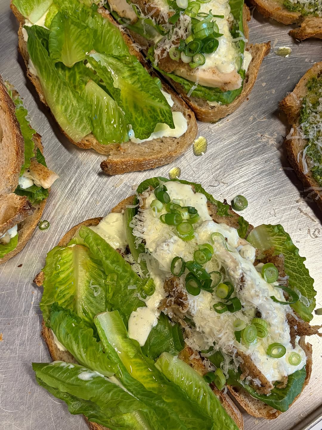 Lion's Bread: appetizing photo of prepared food