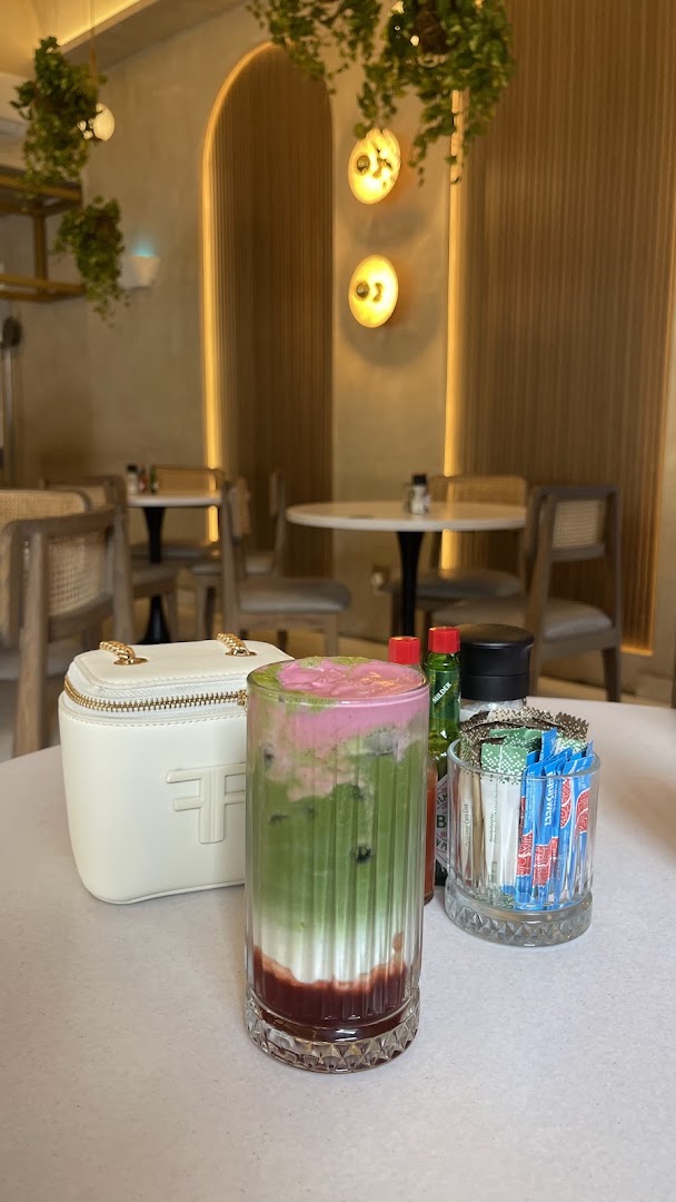 NEXT Coffee Durban: appealing photo of cafe drink