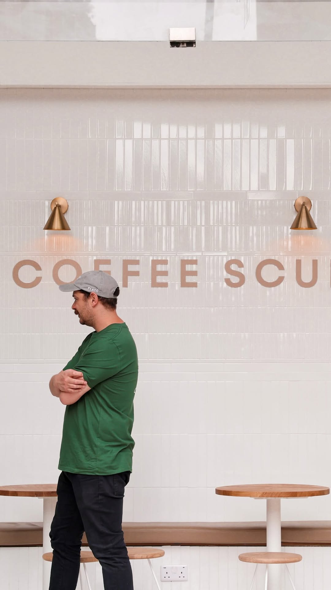 Platō Coffee Nine Yards: clean aesthetic interior shot