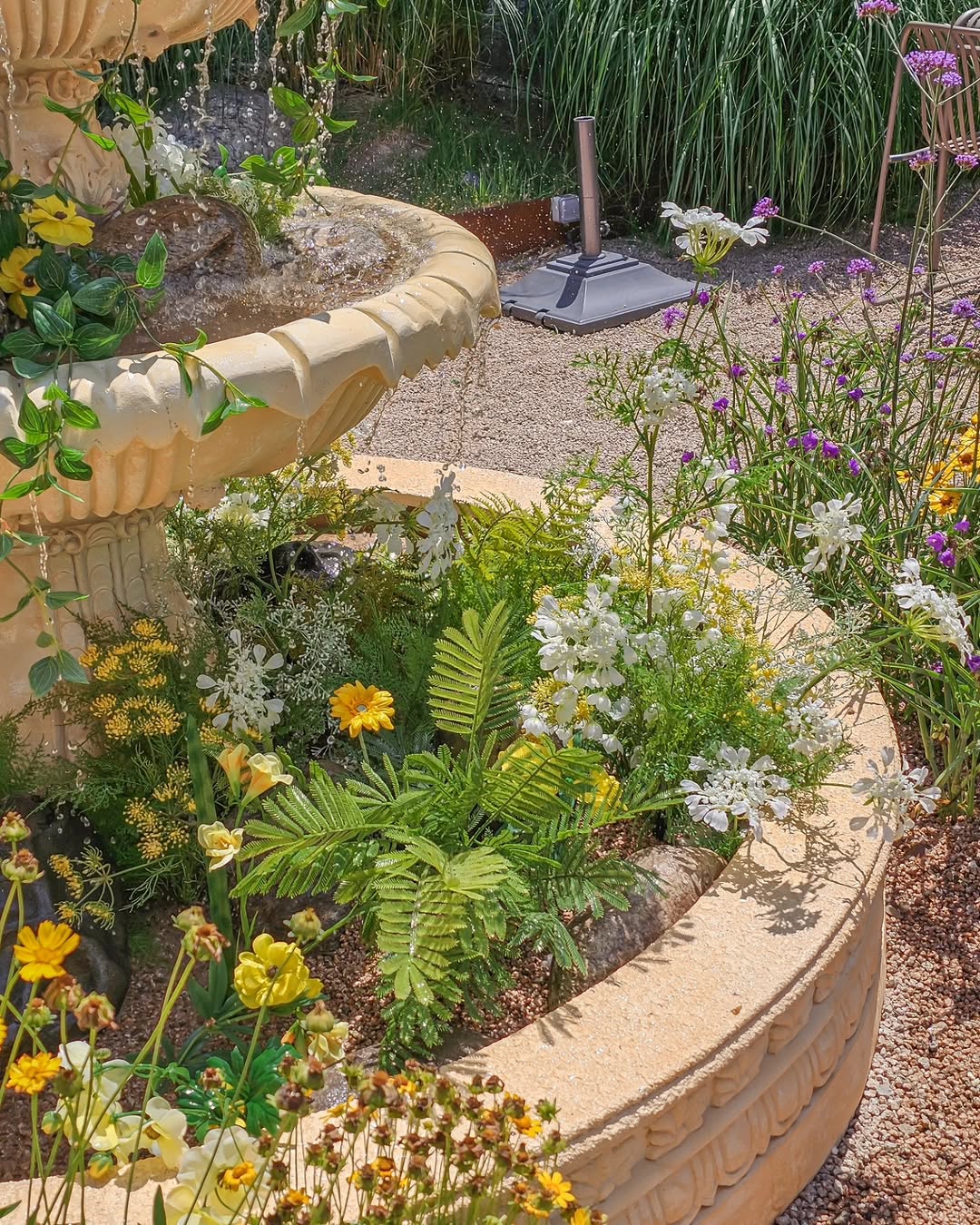 Loewe Flores: beautiful garden terrace atmosphere
