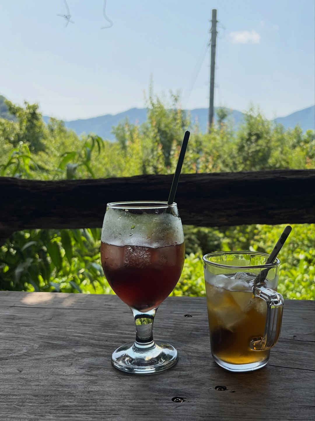 Dr. Joung's Workshop: appealing drinks with scenic view