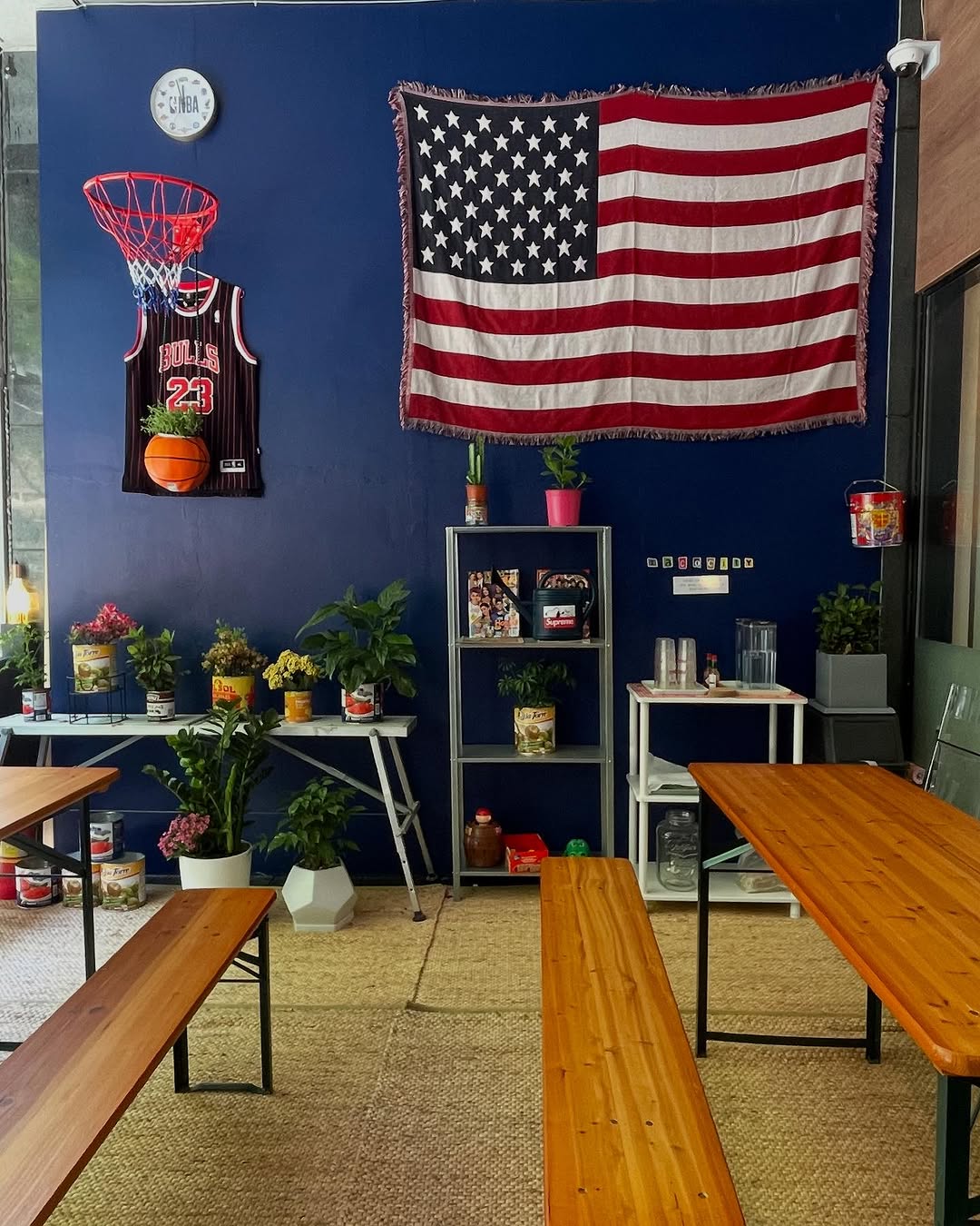 Taco City: clear photo of restaurant interior