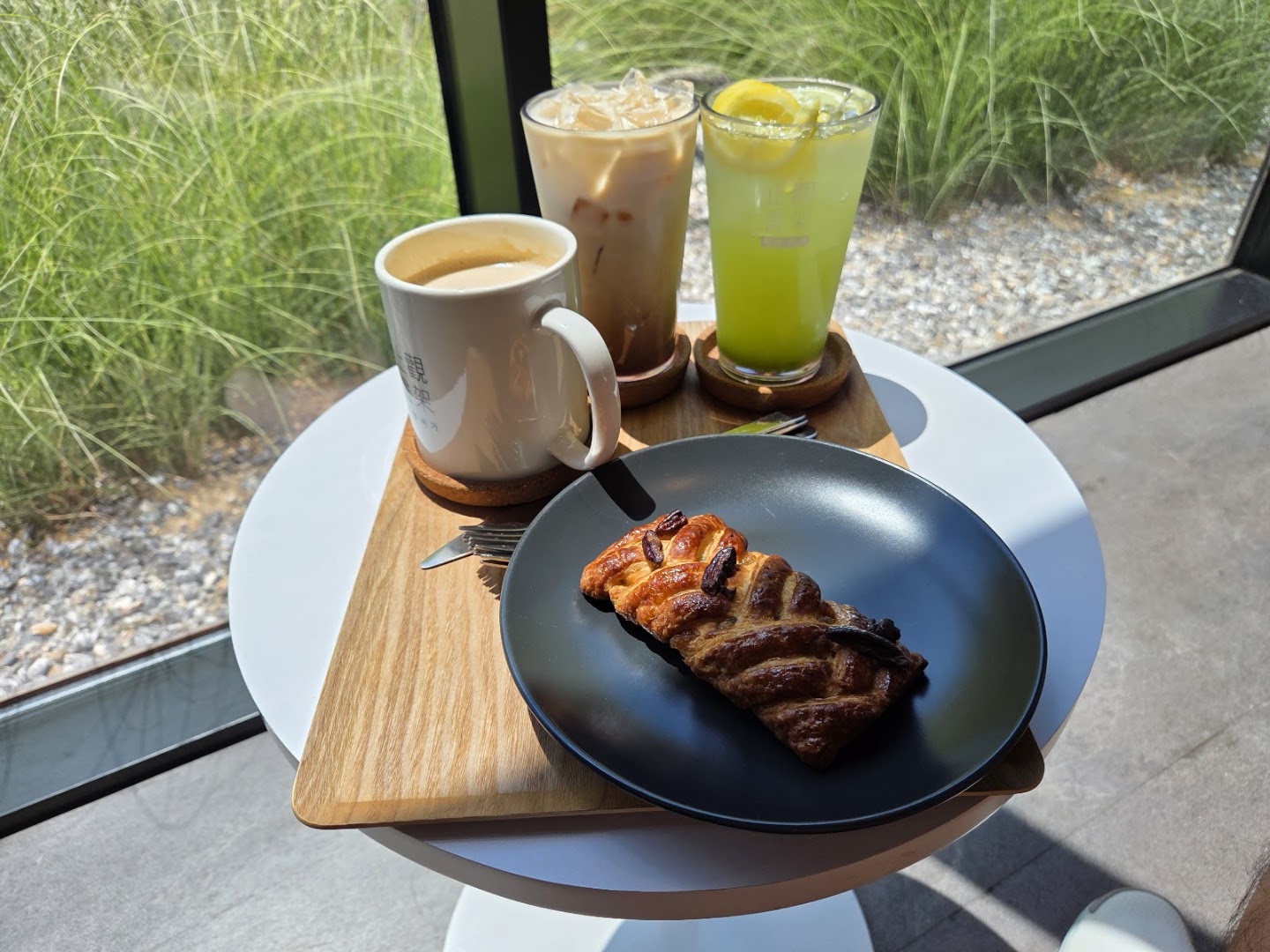 Jigwanseoga Suwon: appealing photo of venue refreshments