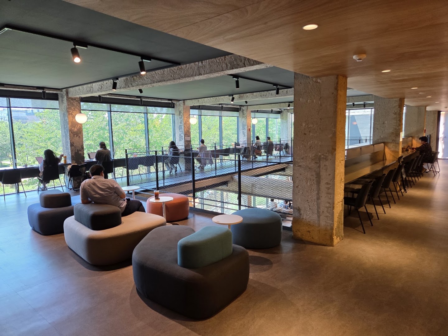 Jigwanseoga Suwon: inviting venue atmosphere