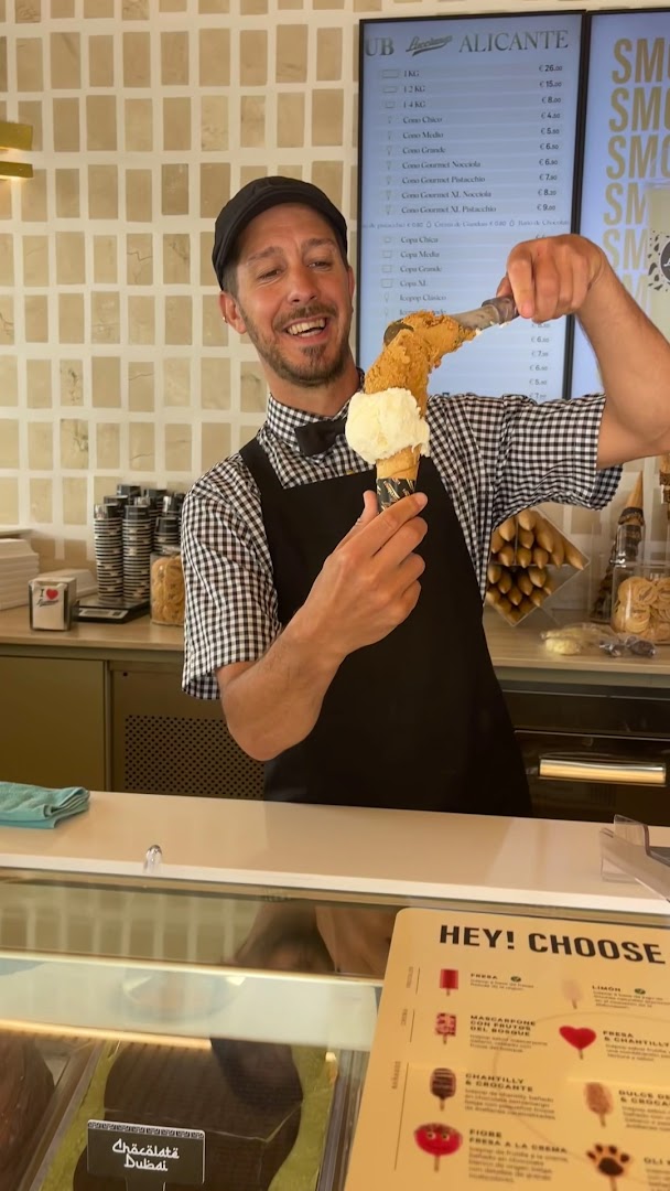 Lucciano's Alicante: engaging staff photo showing product