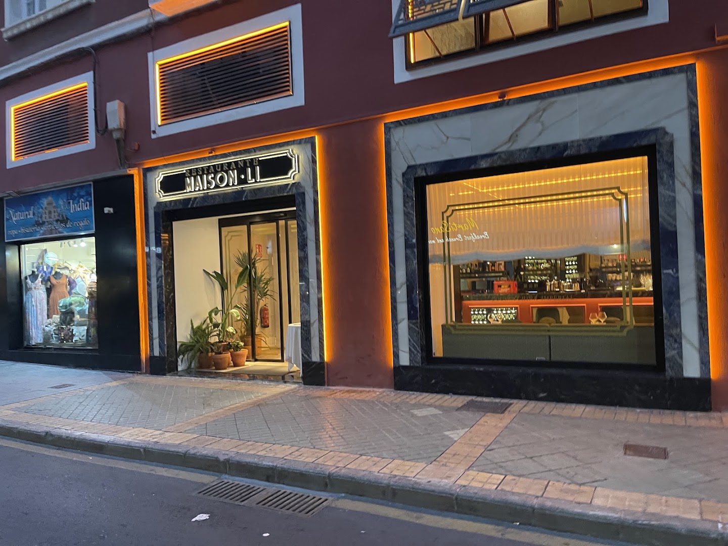 Maison Li: clear, professional exterior shot