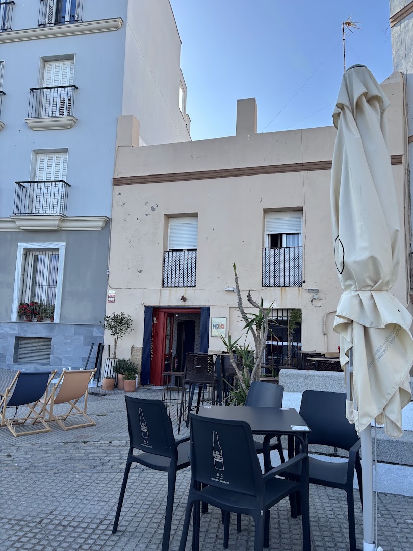 Hola Terraza Bar: clear photo of venue terrace