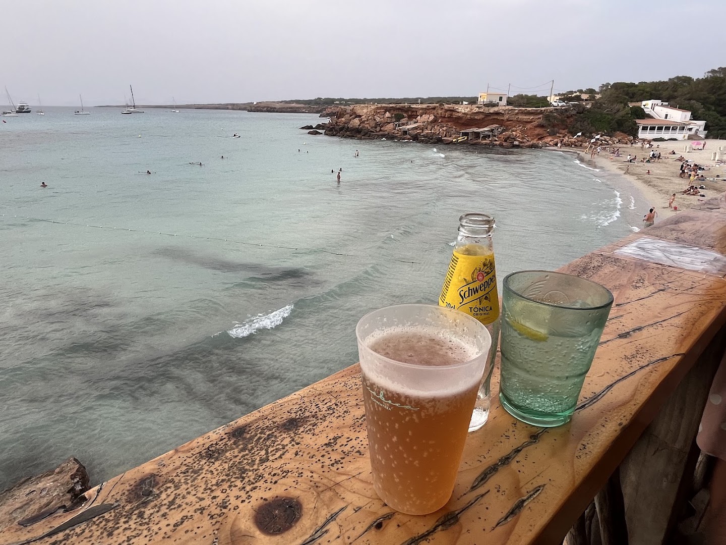 Bocaboca: attractive view of restaurant terrace