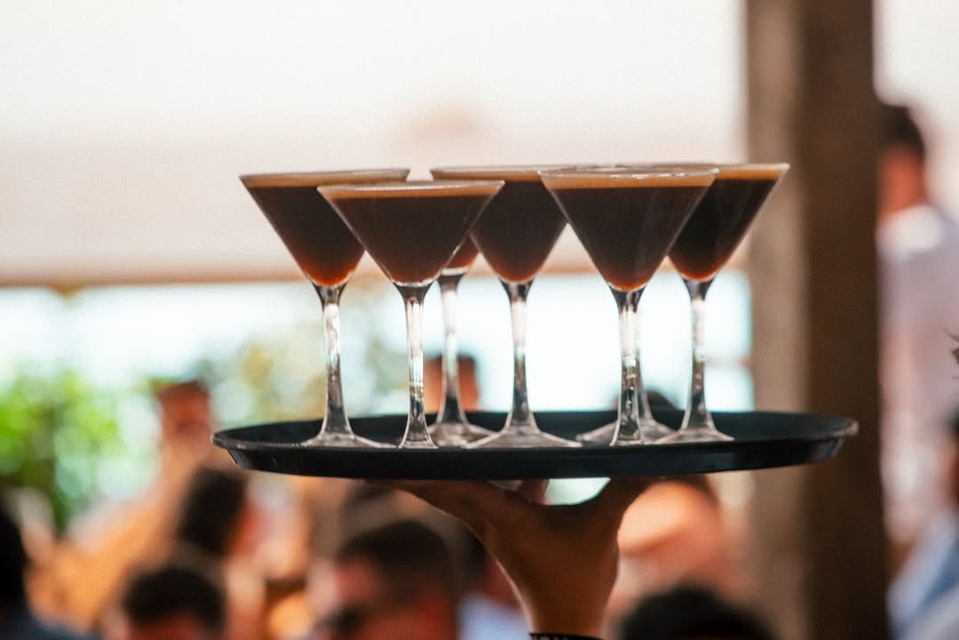 Cala Duo: high quality photo of drinks