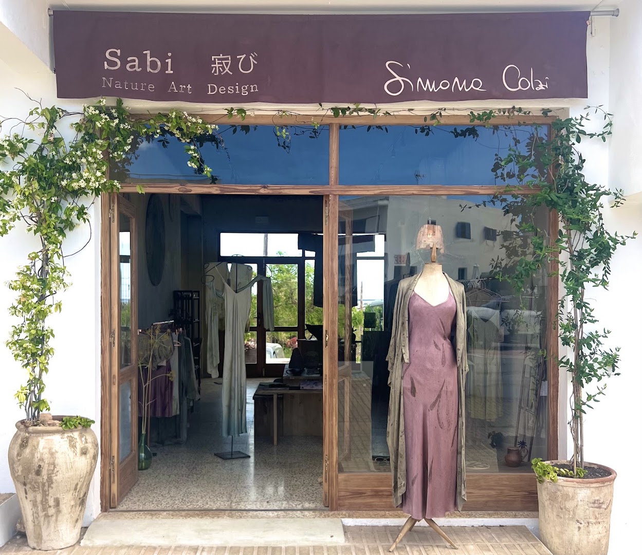 SABI, Simona Colzi: clear, professional storefront photo