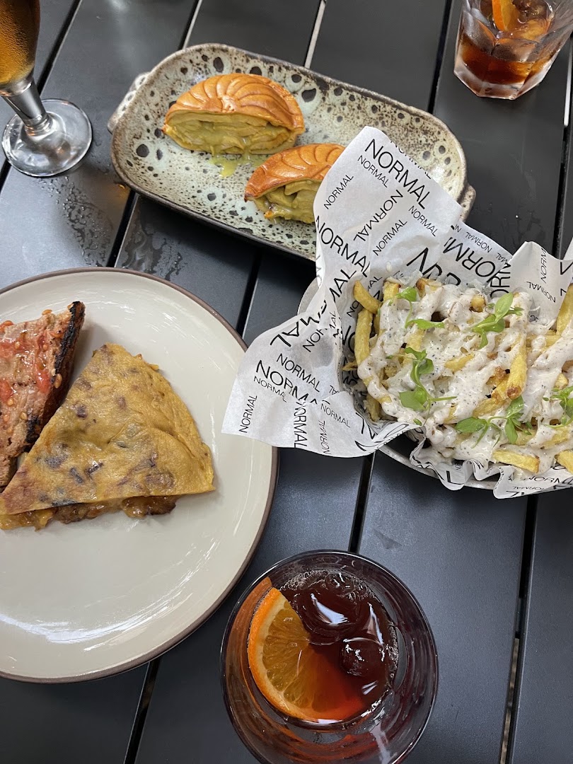 Bar Normal: appetizing food and drink photography
