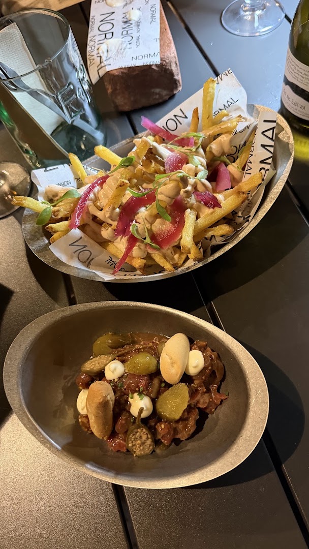 Bar Normal: appetizing food photography
