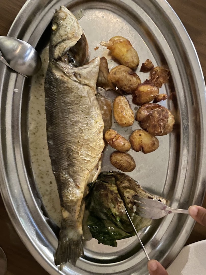 Murmur: appetizing food presentation