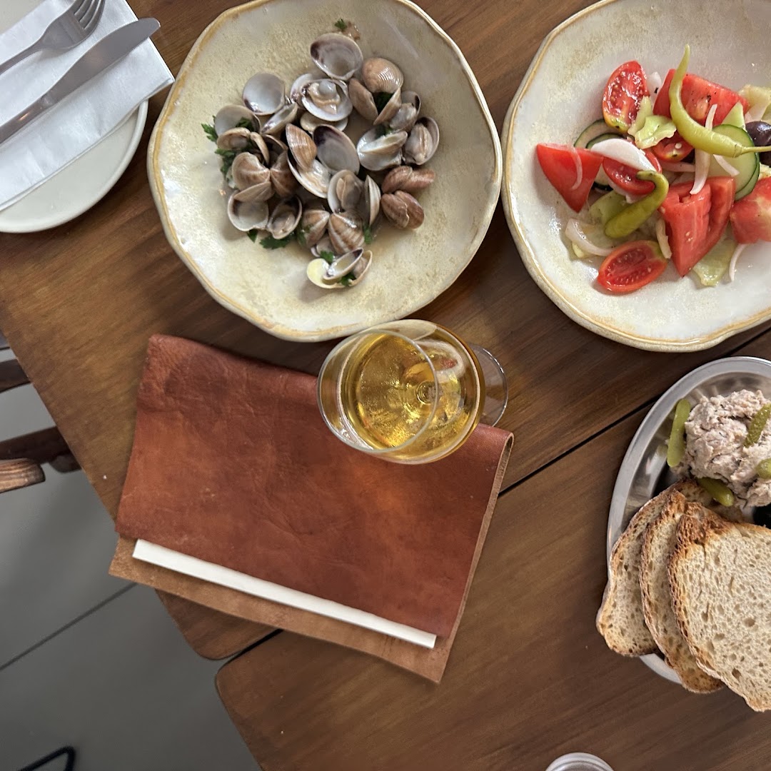 Murmur: appetizing, high-quality food photography