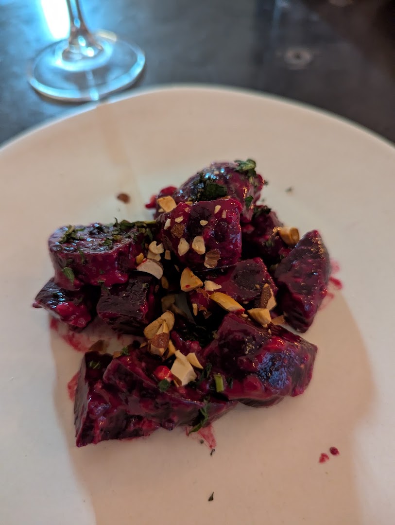 Murmur: appetizing, high-quality food photography