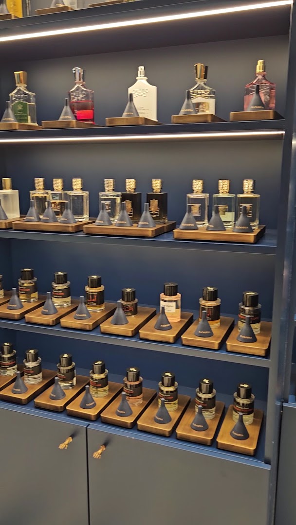 Nasopia: clear display of shop products