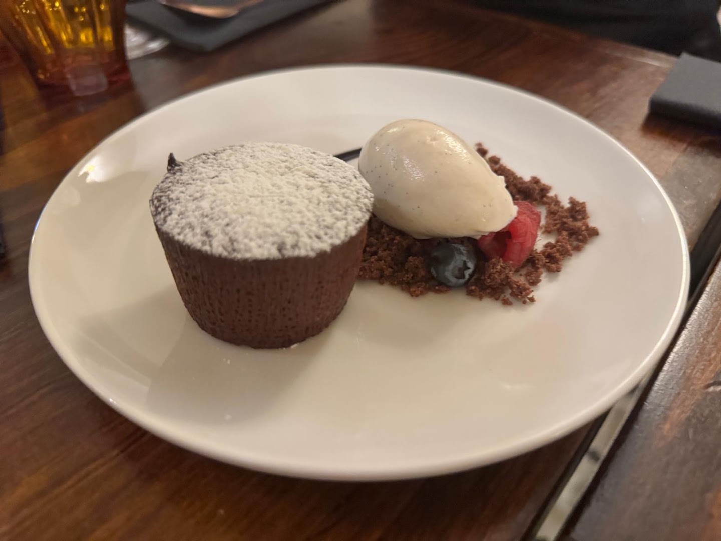 Vii: appetizing photo of dessert