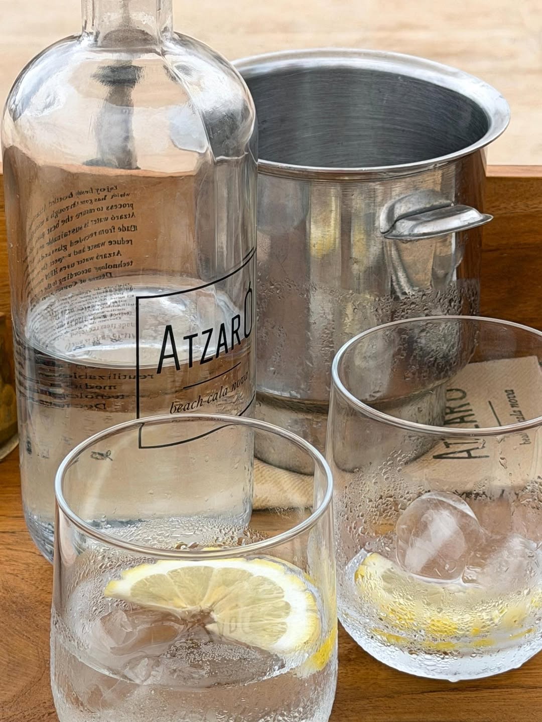 Atzaró Beach: professional branded drink presentation