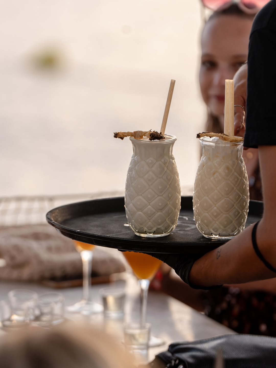 Mint by Mambo: professional shot of served drinks
