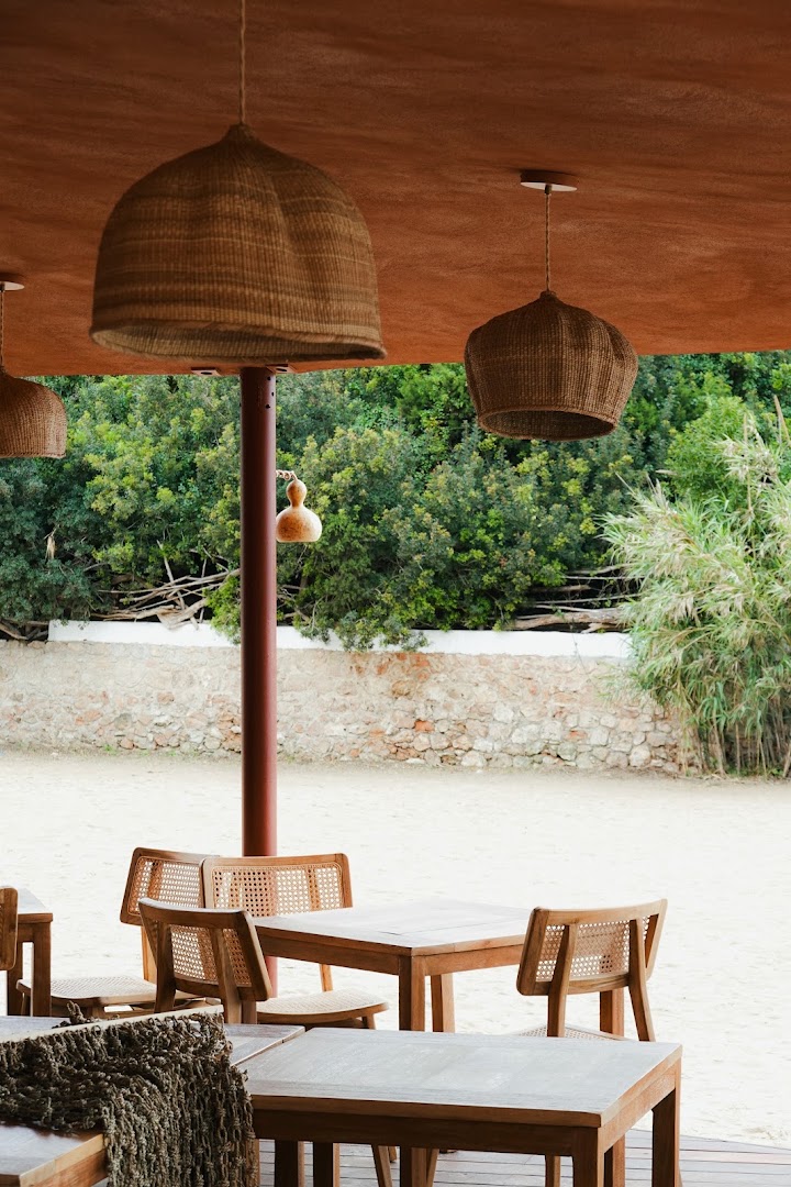 Pomelo Playa: attractive, high-quality restaurant terrace photo